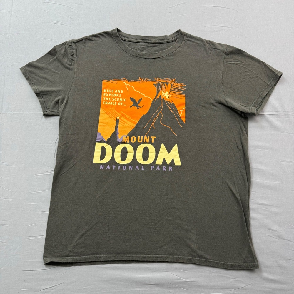SnorgTees Mens Large Mount Doom National Park Lord of the Rings Graphic T-Shirt